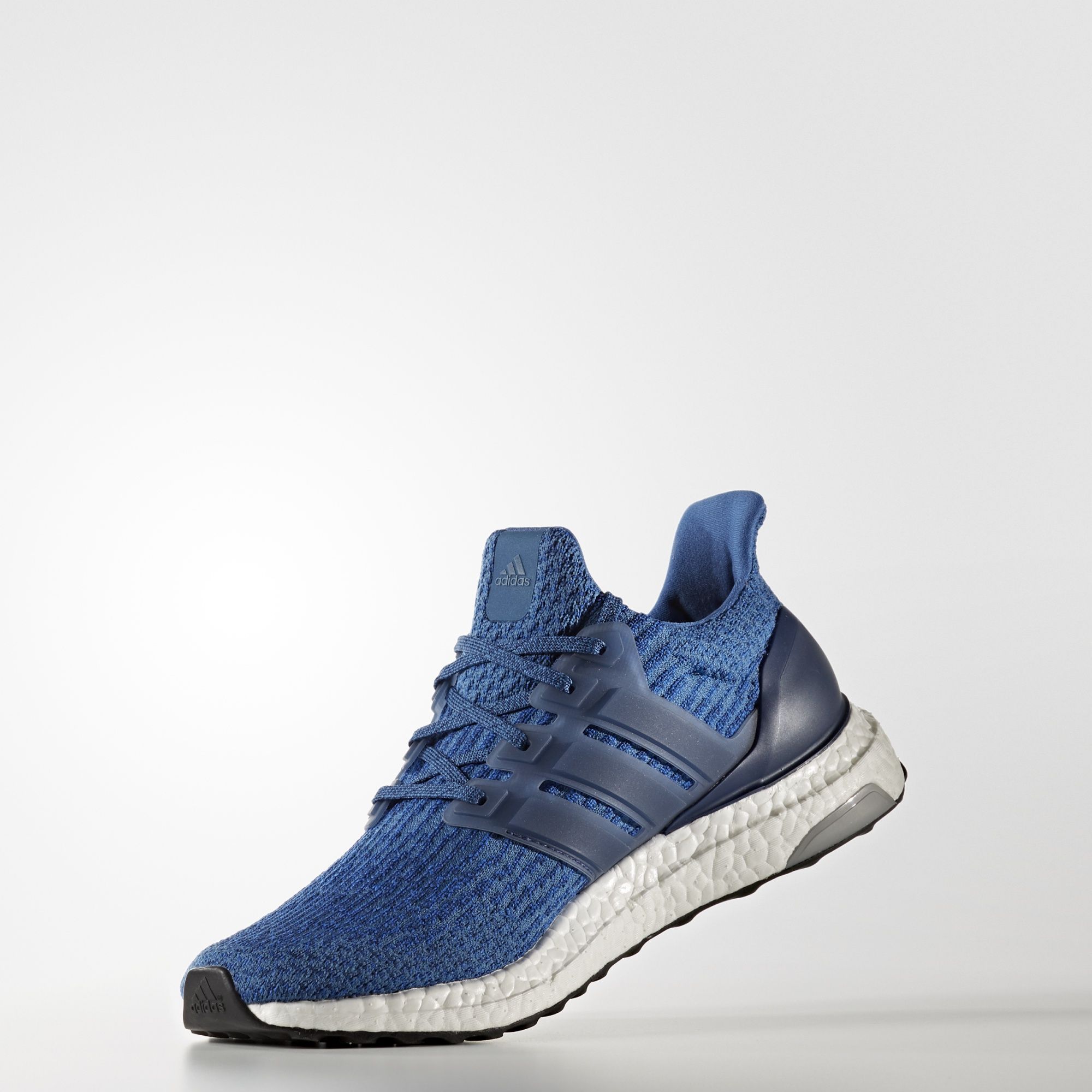 Blaue store ultra boost